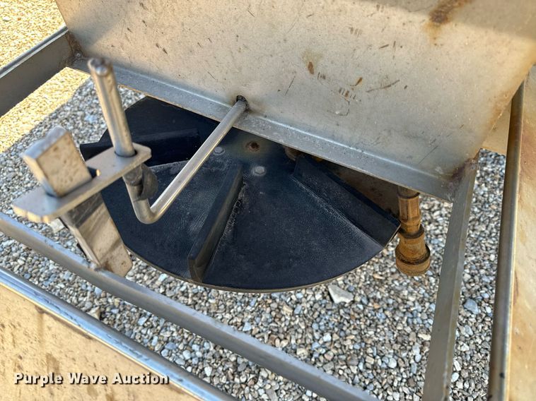 image for item EH6635 2010 International WorkStar 7400  dump truck