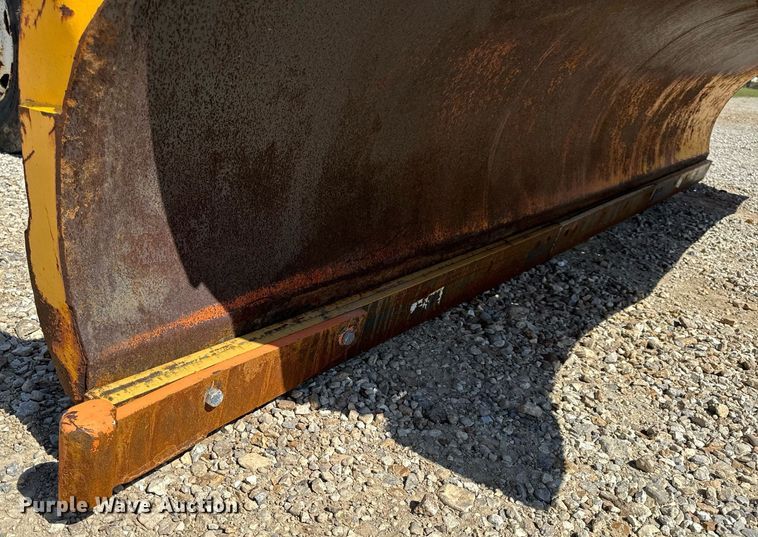 image for item EH6635 2010 International WorkStar 7400  dump truck