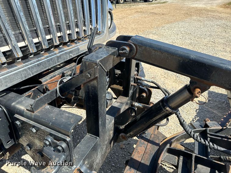 image for item EH6635 2010 International WorkStar 7400  dump truck