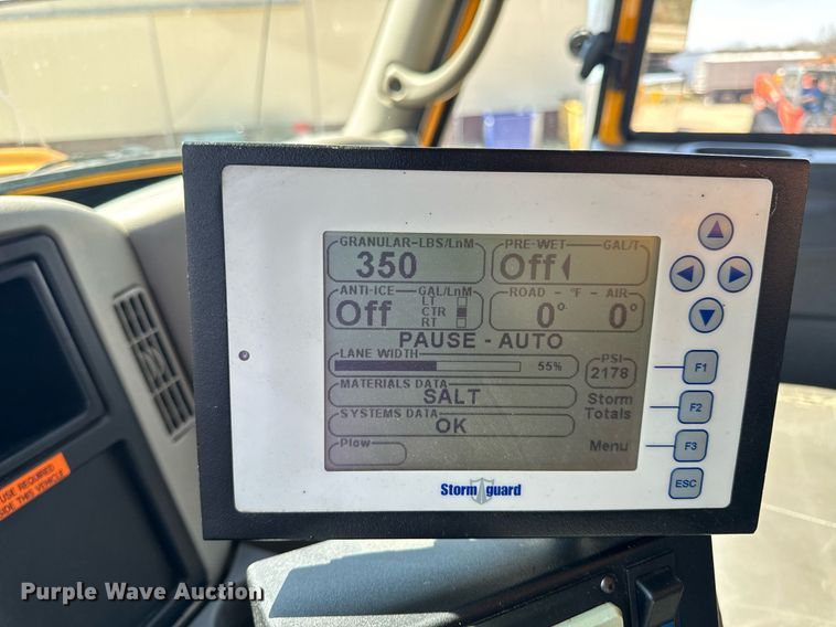 image for item EH6635 2010 International WorkStar 7400  dump truck