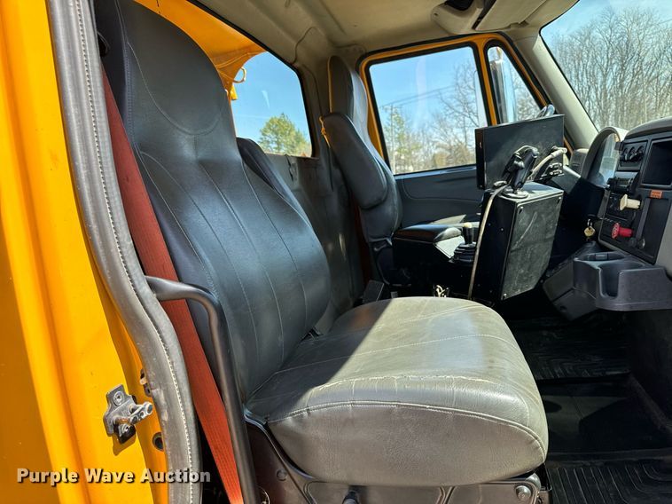 image for item EH6635 2010 International WorkStar 7400  dump truck