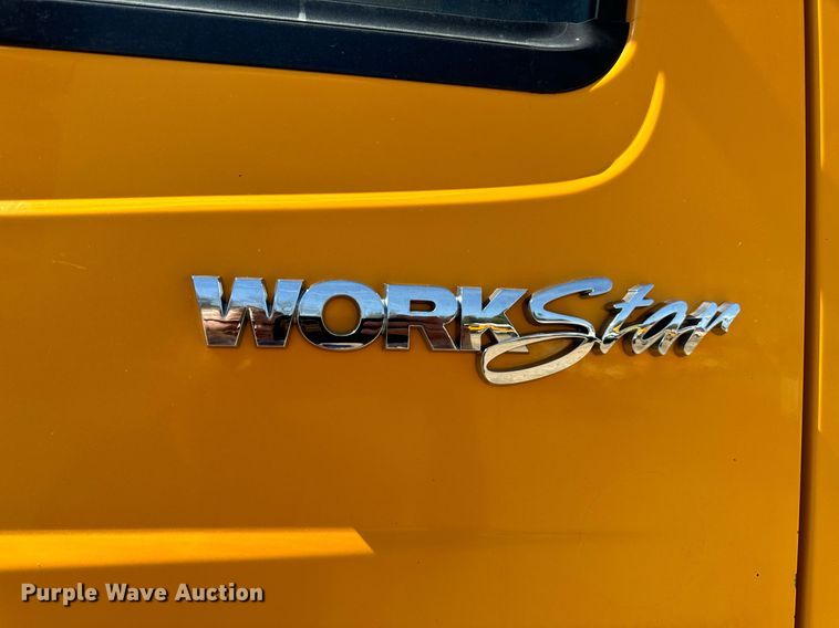 image for item EH6635 2010 International WorkStar 7400  dump truck