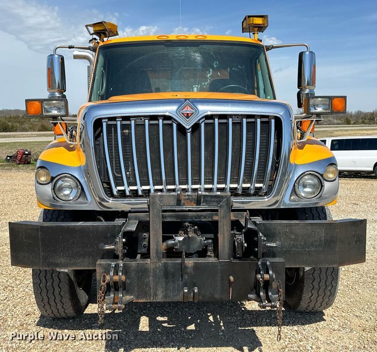 image for item EH6636 2011 International WorkStar 7500 dump truck