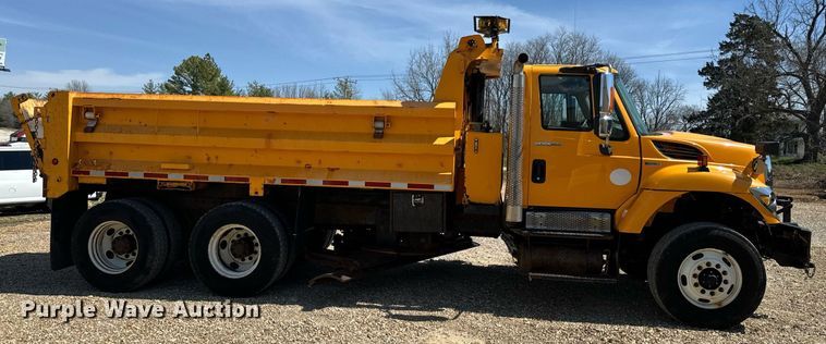 image for item EH6636 2011 International WorkStar 7500 dump truck