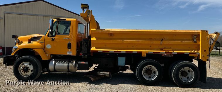 image for item EH6636 2011 International WorkStar 7500 dump truck