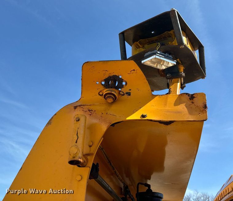 image for item EH6636 2011 International WorkStar 7500 dump truck