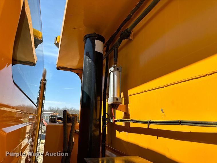 image for item EH6636 2011 International WorkStar 7500 dump truck