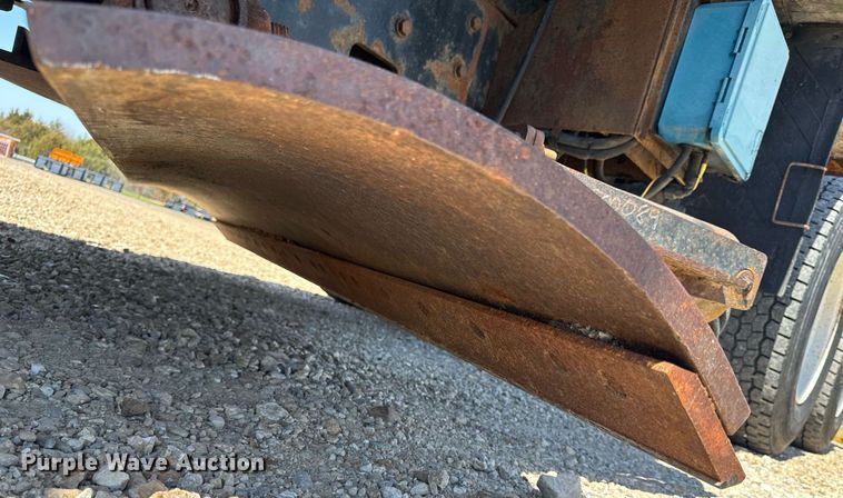 image for item EH6636 2011 International WorkStar 7500 dump truck