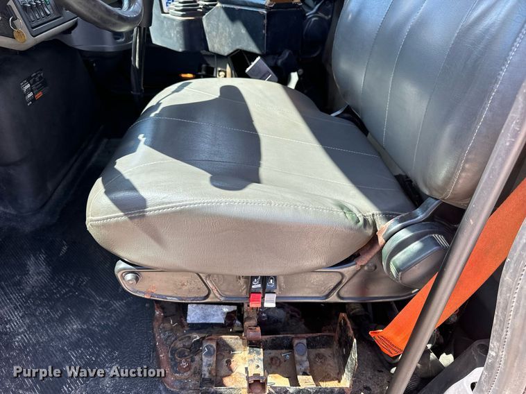 image for item EH6636 2011 International WorkStar 7500 dump truck