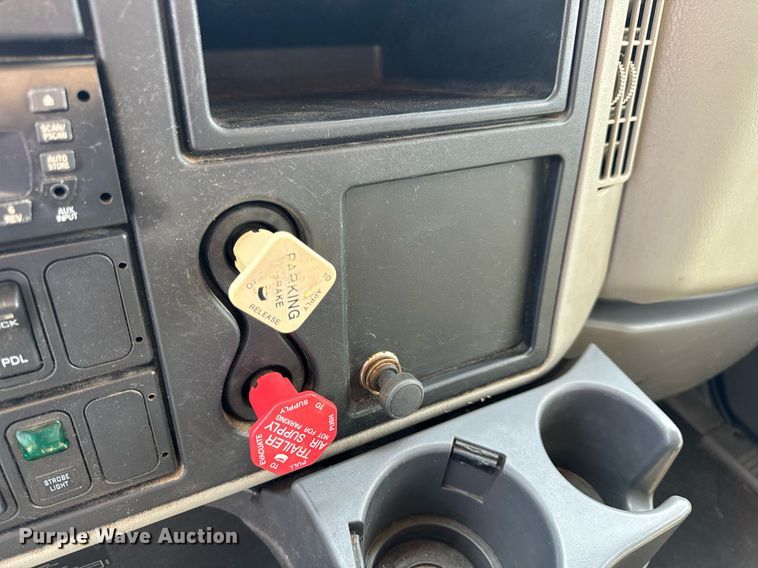 image for item EH6636 2011 International WorkStar 7500 dump truck