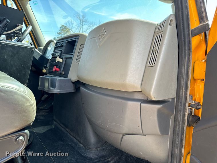 image for item EH6636 2011 International WorkStar 7500 dump truck