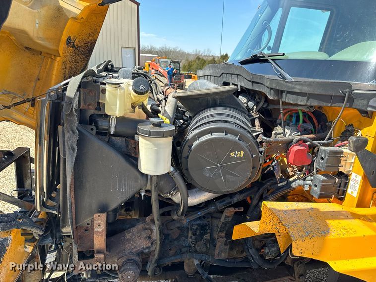 image for item EH6636 2011 International WorkStar 7500 dump truck