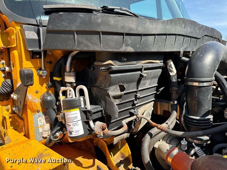 image for item EH6636 2011 International WorkStar 7500 dump truck