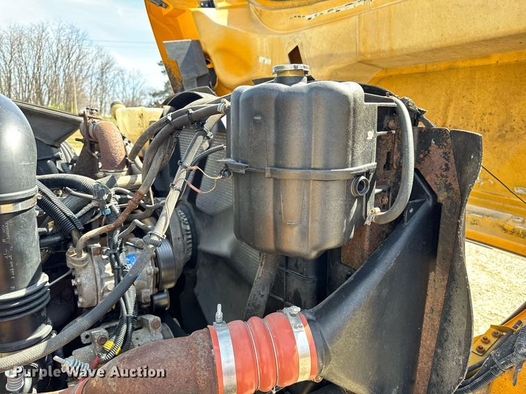 image for item EH6636 2011 International WorkStar 7500 dump truck