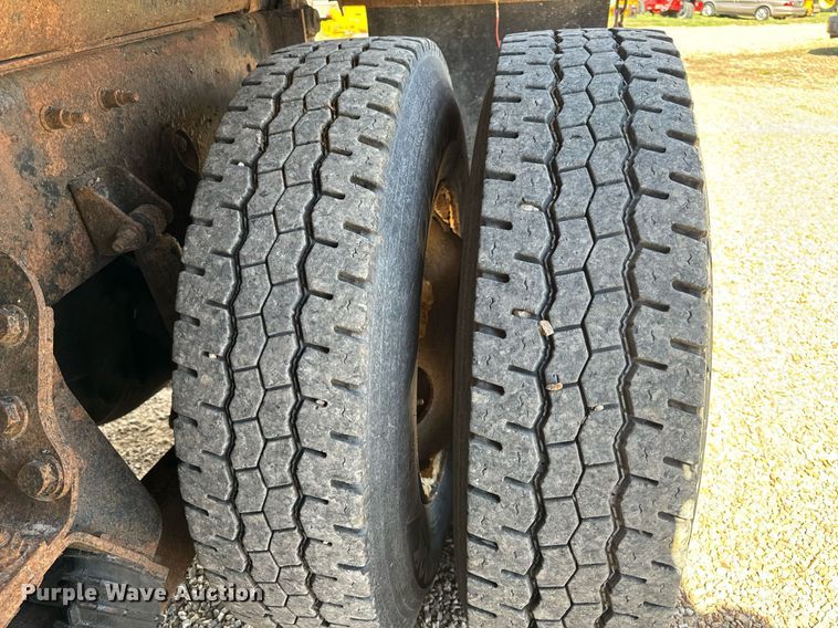 image for item EH6636 2011 International WorkStar 7500 dump truck