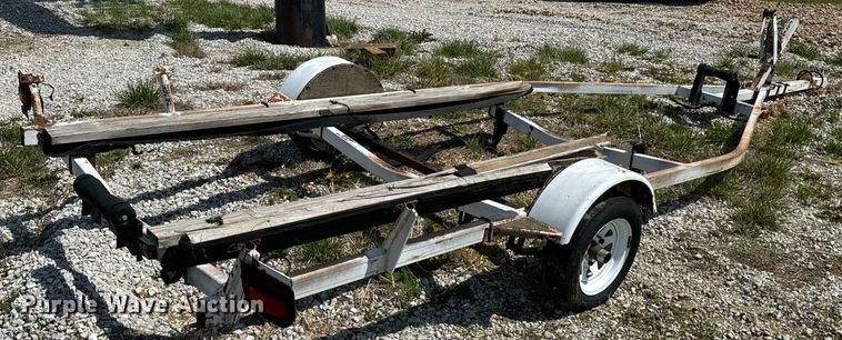 image for item EH6637 1990 Haul Rite boat trailer