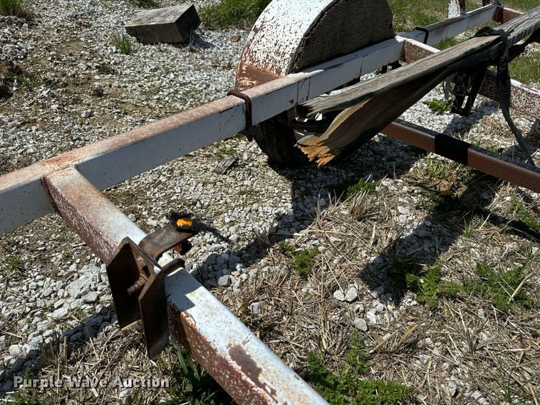 image for item EH6637 1990 Haul Rite boat trailer