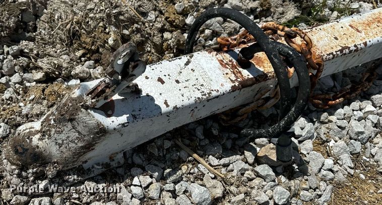 image for item EH6637 1990 Haul Rite boat trailer