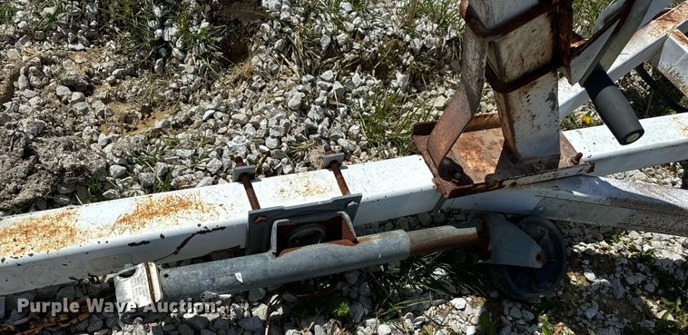 image for item EH6637 1990 Haul Rite boat trailer