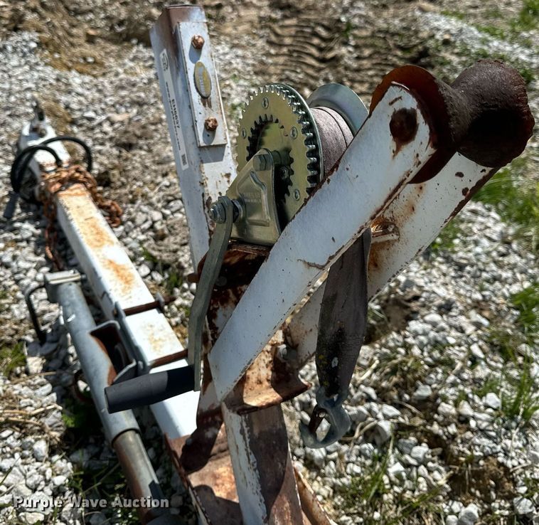 image for item EH6637 1990 Haul Rite boat trailer