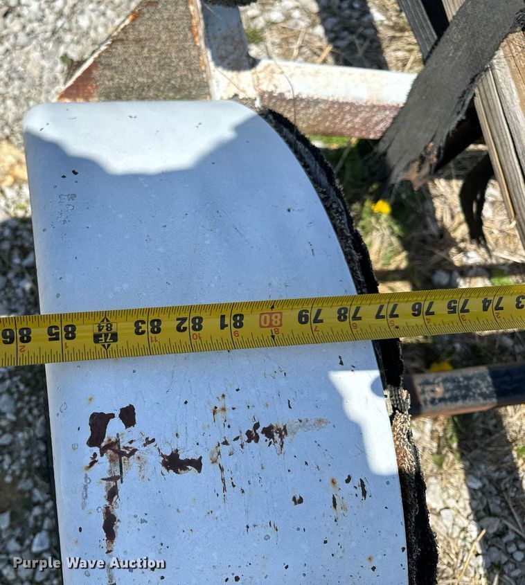 image for item EH6637 1990 Haul Rite boat trailer