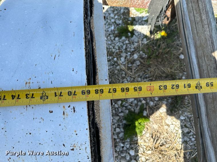 image for item EH6637 1990 Haul Rite boat trailer