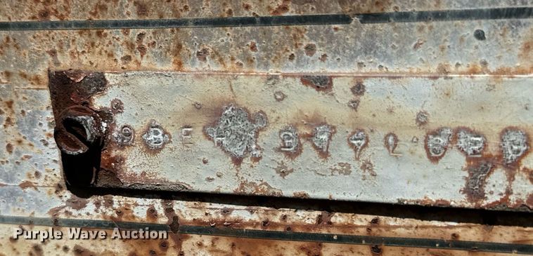 image for item EH6637 1990 Haul Rite boat trailer