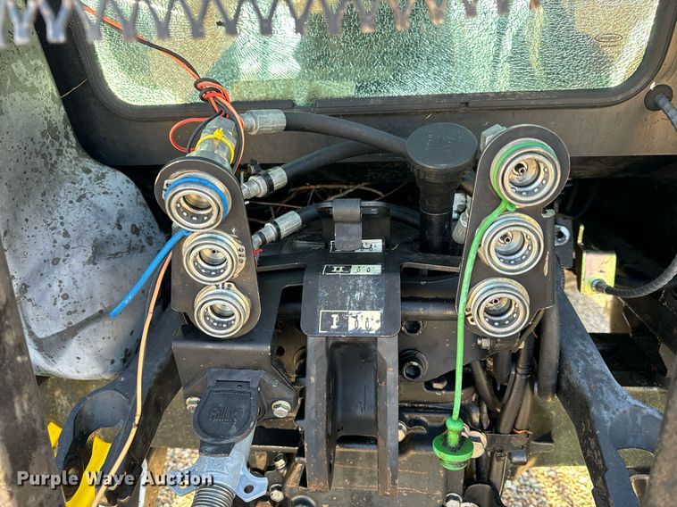 image for item EH6639 2009 John Deere 5101E MFWD tractor