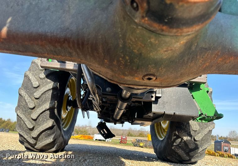 image for item EH6639 2009 John Deere 5101E MFWD tractor