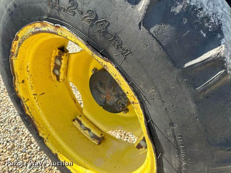 image for item EH6639 2009 John Deere 5101E MFWD tractor