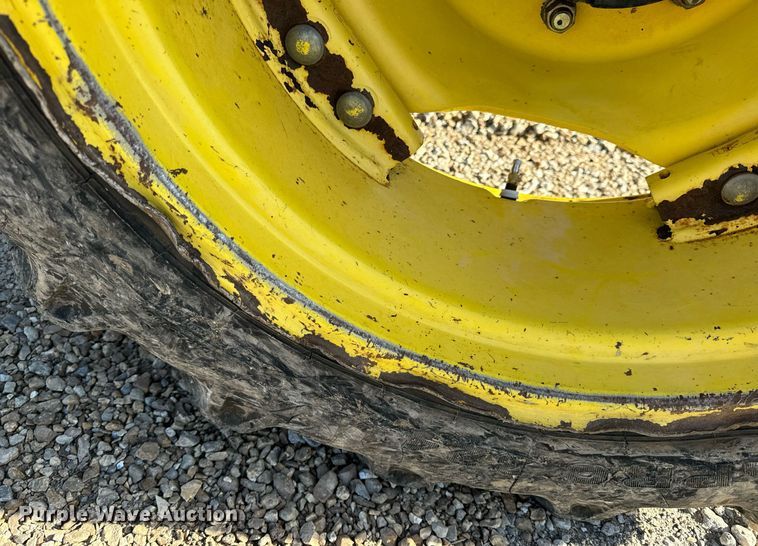 image for item EH6639 2009 John Deere 5101E MFWD tractor