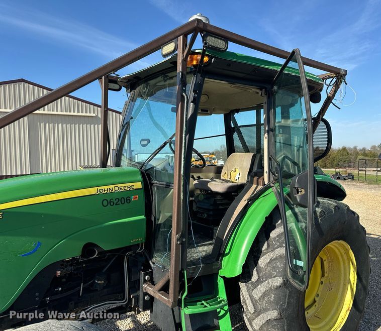 image for item EH6639 2009 John Deere 5101E MFWD tractor