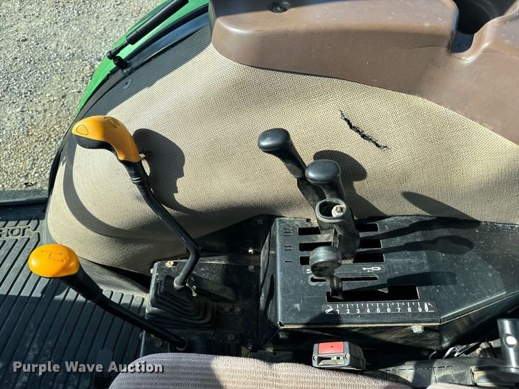 image for item EH6639 2009 John Deere 5101E MFWD tractor