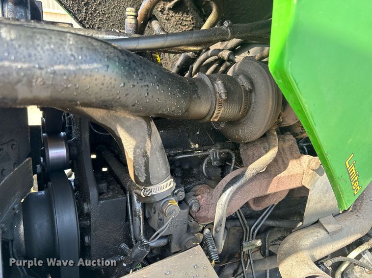 image for item EH6639 2009 John Deere 5101E MFWD tractor