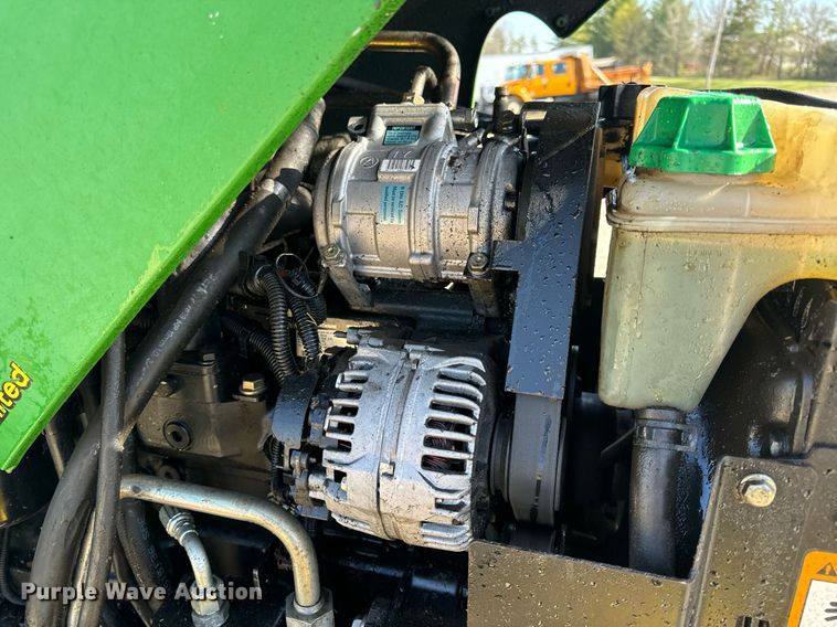 image for item EH6639 2009 John Deere 5101E MFWD tractor