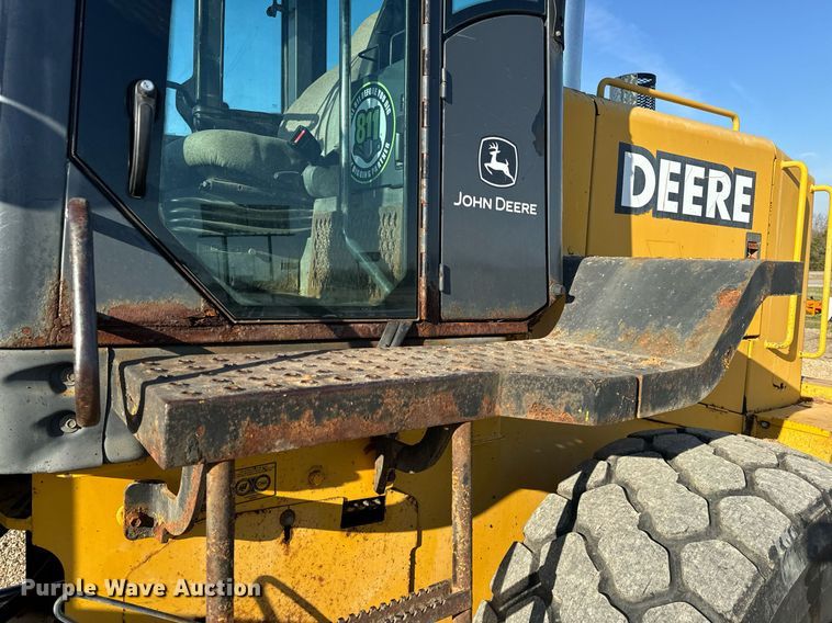 image for item EH6640 2003 John Deere 624H wheel loader