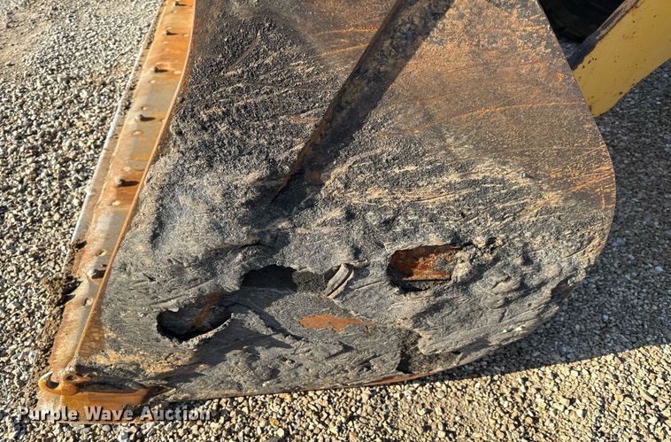 image for item EH6640 2003 John Deere 624H wheel loader