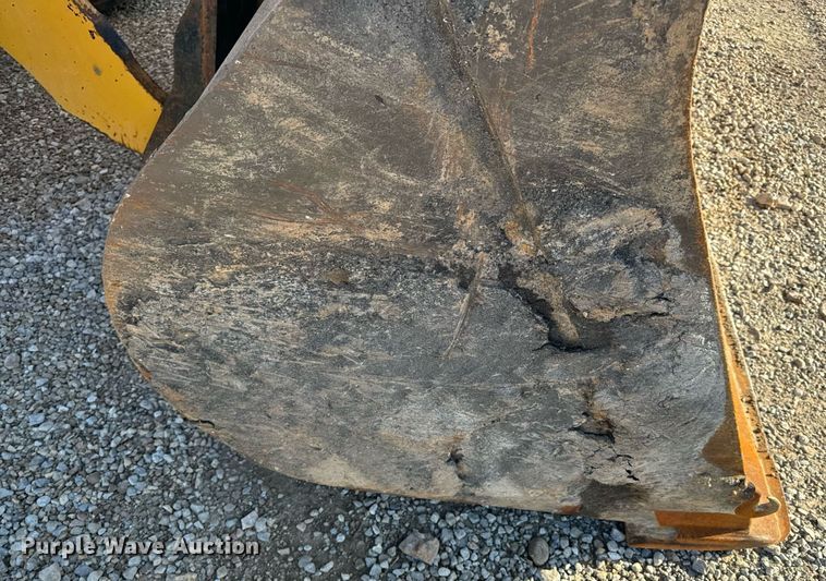 image for item EH6640 2003 John Deere 624H wheel loader