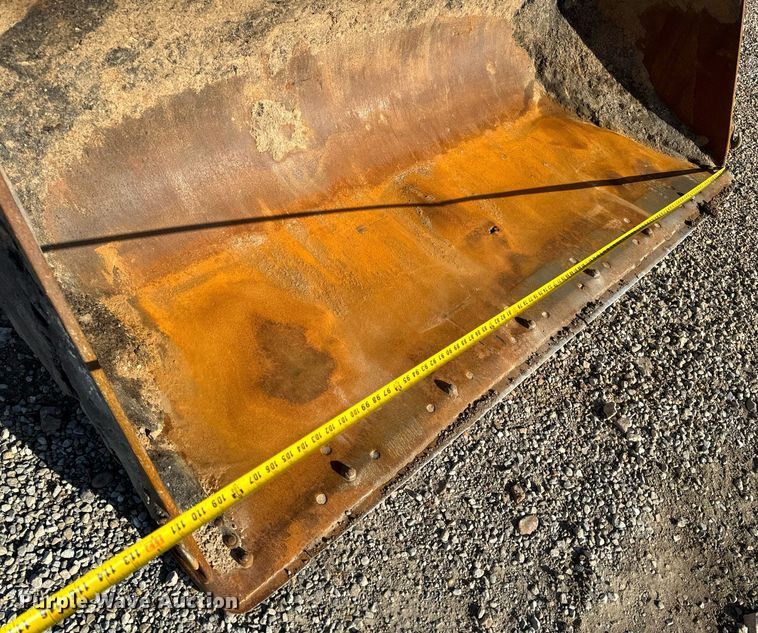 image for item EH6640 2003 John Deere 624H wheel loader