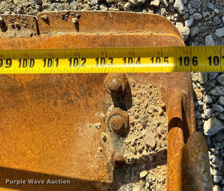 image for item EH6640 2003 John Deere 624H wheel loader