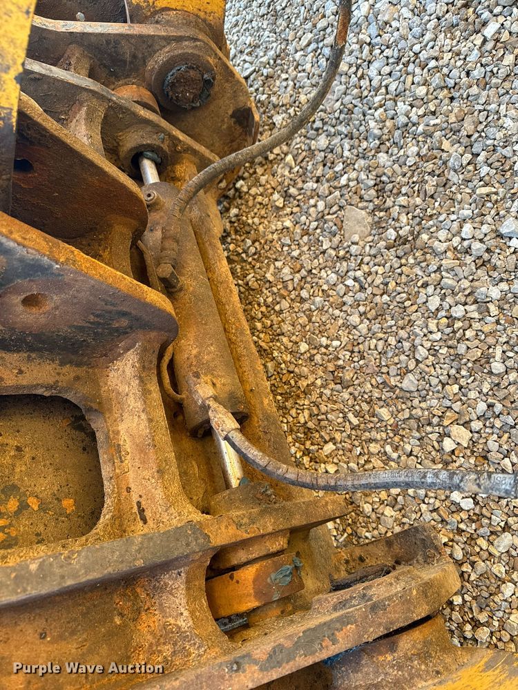 image for item EH6640 2003 John Deere 624H wheel loader