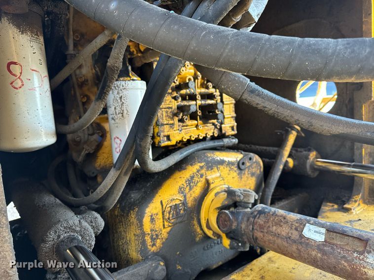 image for item EH6640 2003 John Deere 624H wheel loader