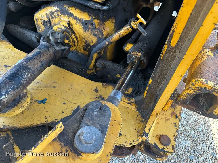 image for item EH6640 2003 John Deere 624H wheel loader