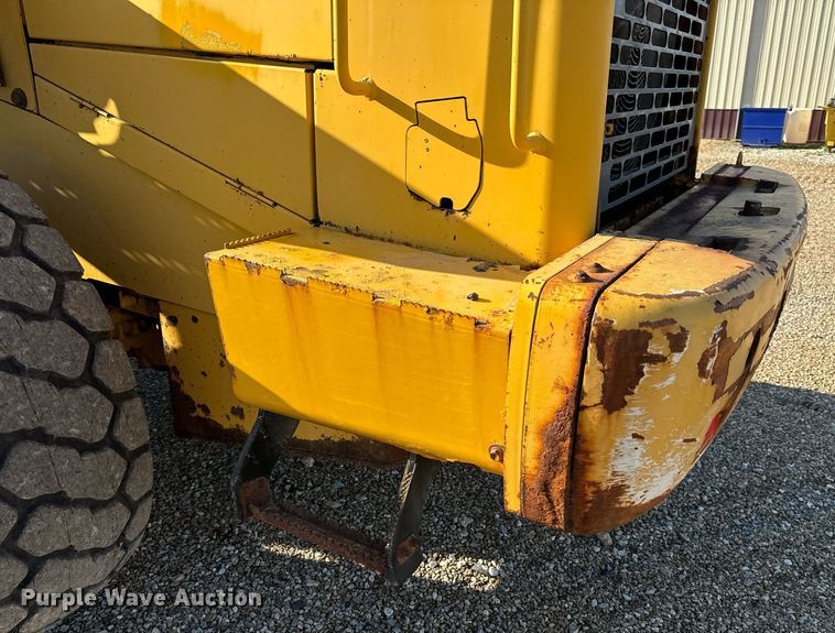 image for item EH6640 2003 John Deere 624H wheel loader