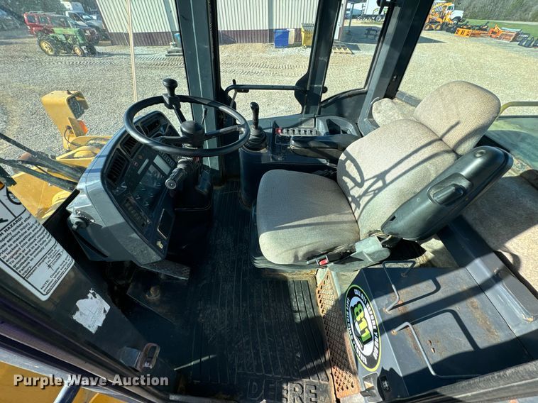 image for item EH6640 2003 John Deere 624H wheel loader