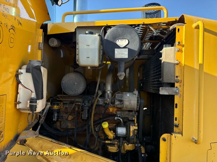 image for item EH6640 2003 John Deere 624H wheel loader