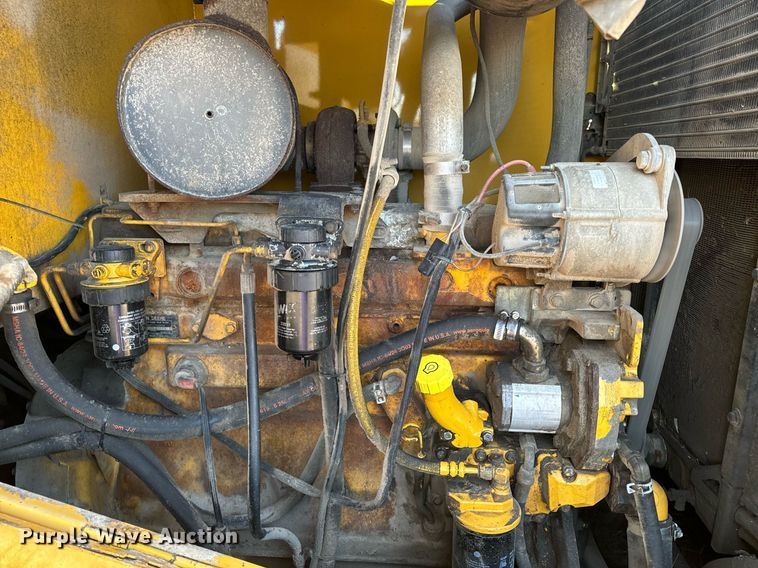 image for item EH6640 2003 John Deere 624H wheel loader