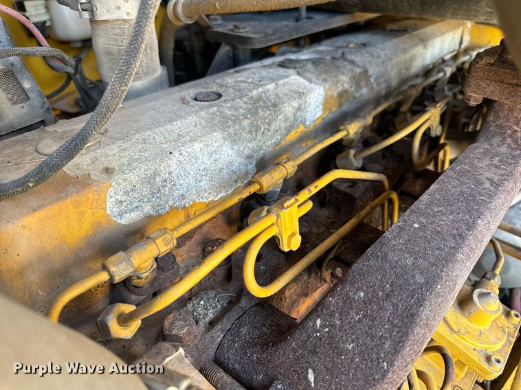 image for item EH6640 2003 John Deere 624H wheel loader