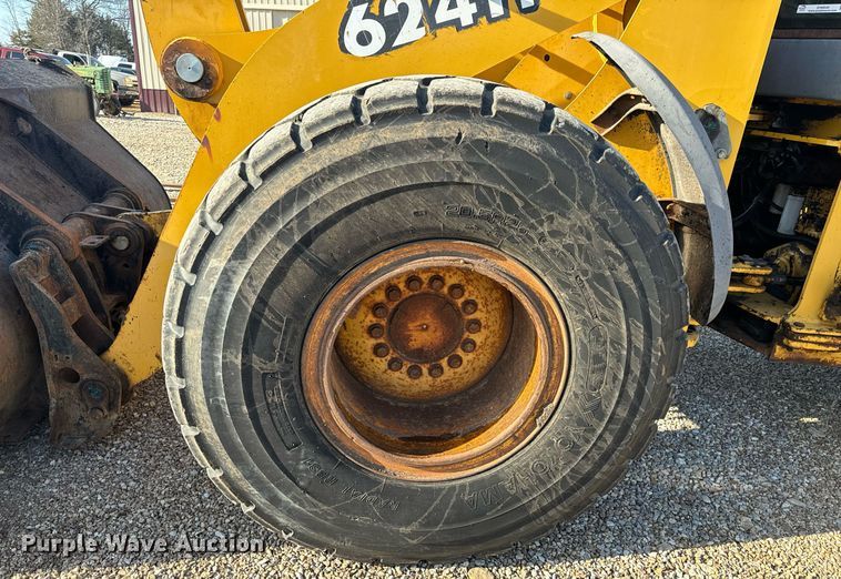 image for item EH6640 2003 John Deere 624H wheel loader