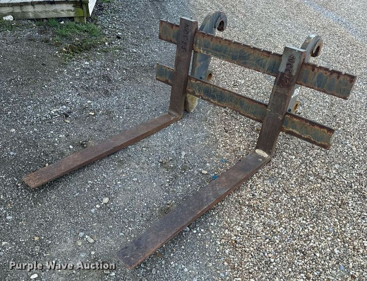 image for item EH6640 2003 John Deere 624H wheel loader